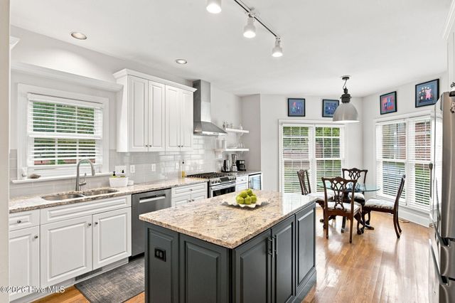 1916 Inverness Lane, Wilmington, NC 28405