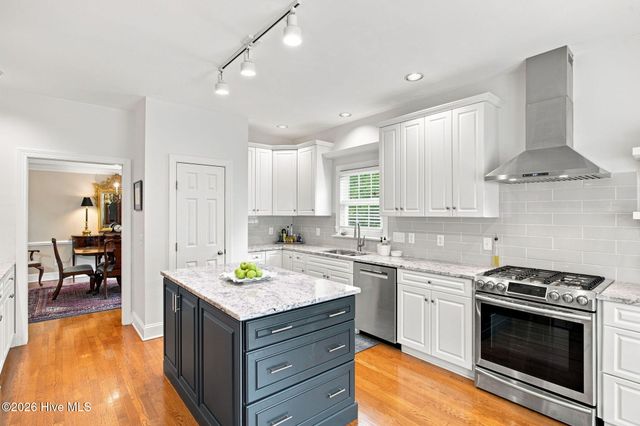 1916 Inverness Lane, Wilmington, NC 28405