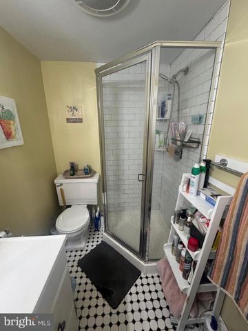 1943 WAVERLY ST, Philadelphia, PA 19146