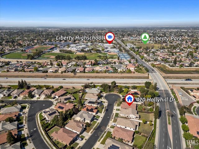 420 Hollyhill Drive, Bakersfield, CA 93312