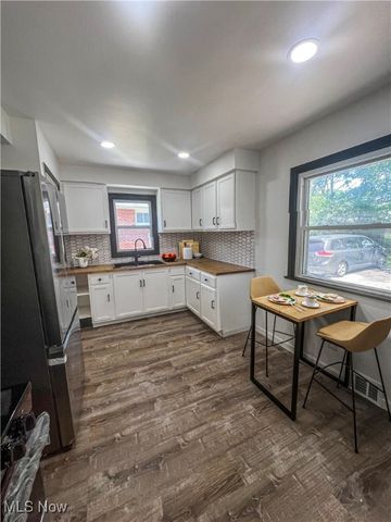 4461 Brookton Road, Warrensville Heights, OH 44128