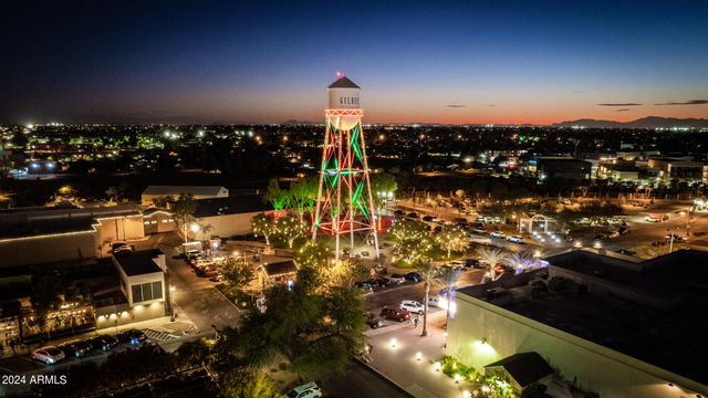 142 E HEARNE Way, Gilbert, AZ 85234