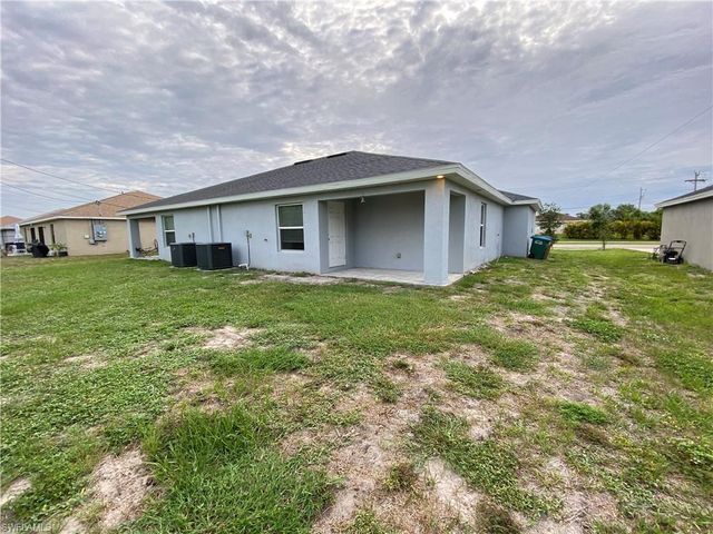 604 Skyline BLVD, Cape Coral, FL 33991