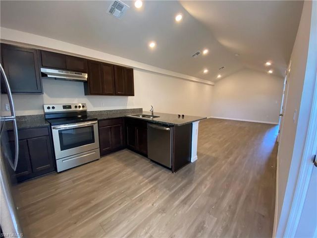 604 Skyline BLVD, Cape Coral, FL 33991