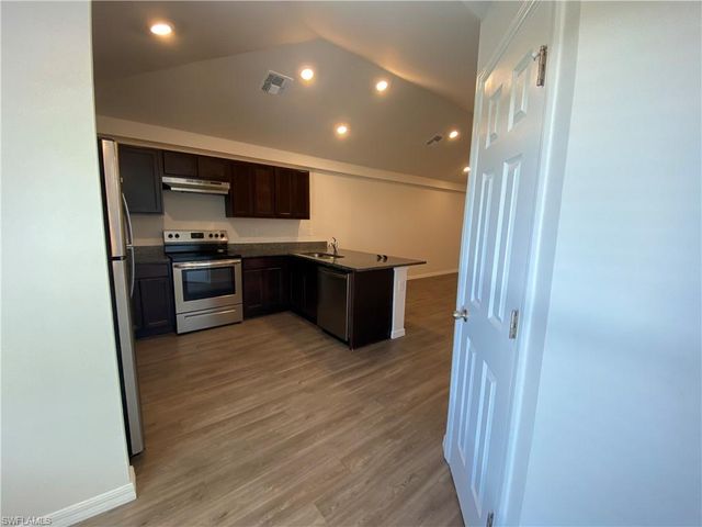 604 Skyline BLVD, Cape Coral, FL 33991