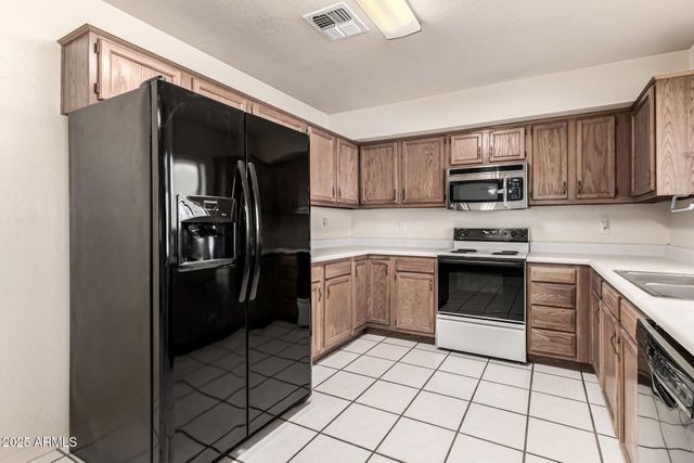 1008 N MERIDIAN Road, Apache Junction, AZ 85120