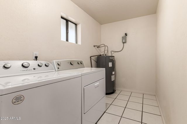 1008 N MERIDIAN Road, Apache Junction, AZ 85120