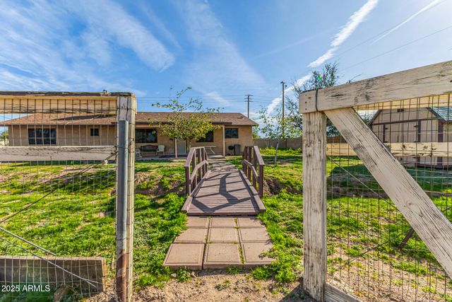 1008 N MERIDIAN Road, Apache Junction, AZ 85120