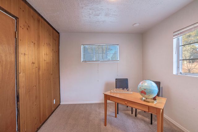 2812 Los Arboles Court NE, Albuquerque, NM 87112