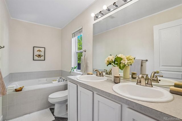 357 Caribou Pass Circle, Lafayette, CO 80026