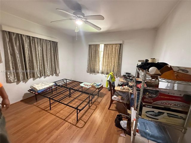 2447 Arthur St, Hollywood, FL 33020