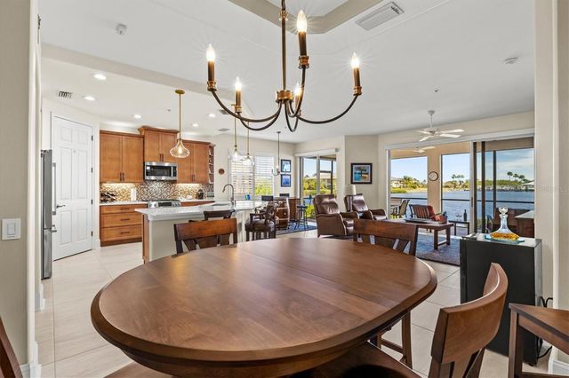 1135 RIVERSCAPE STREET 1135, Bradenton, FL 34208