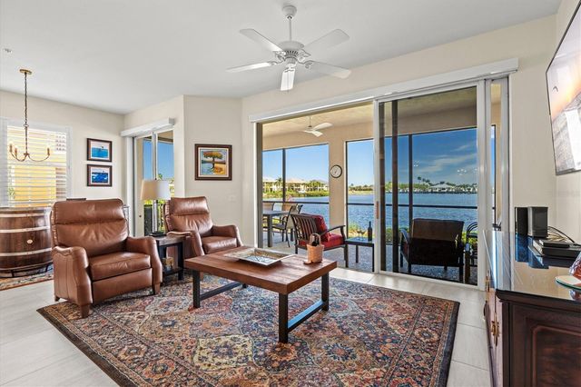 1135 RIVERSCAPE STREET 1135, Bradenton, FL 34208