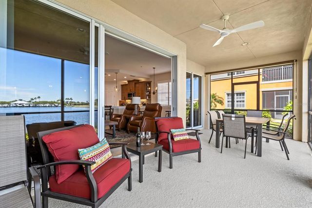 1135 RIVERSCAPE STREET 1135, Bradenton, FL 34208