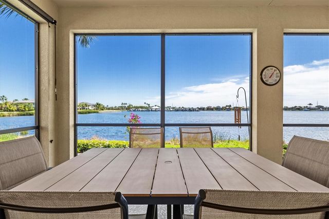 1135 RIVERSCAPE STREET 1135, Bradenton, FL 34208