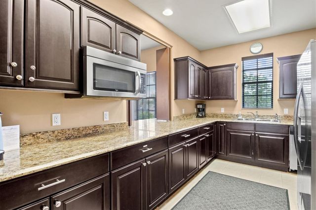 1135 RIVERSCAPE STREET 1135, Bradenton, FL 34208