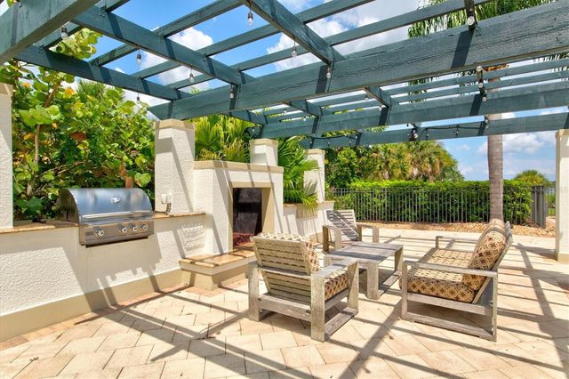 1135 RIVERSCAPE STREET 1135, Bradenton, FL 34208