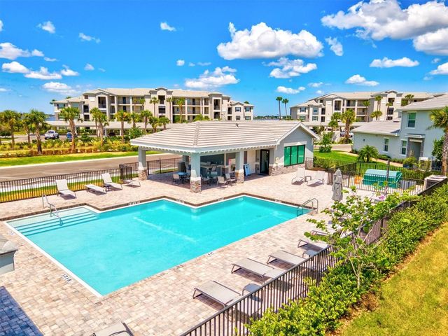 1135 RIVERSCAPE STREET 1135, Bradenton, FL 34208