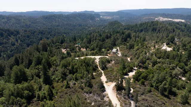 10001 West Drive, Felton, CA 95018