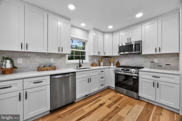 127 GOVERNORS CIR, Downingtown, PA 19335