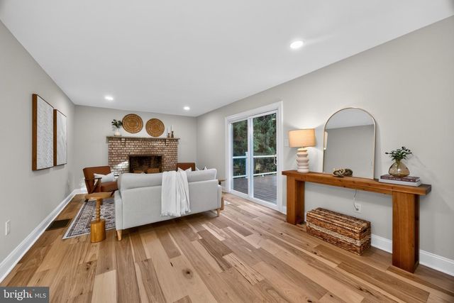 127 GOVERNORS CIR, Downingtown, PA 19335