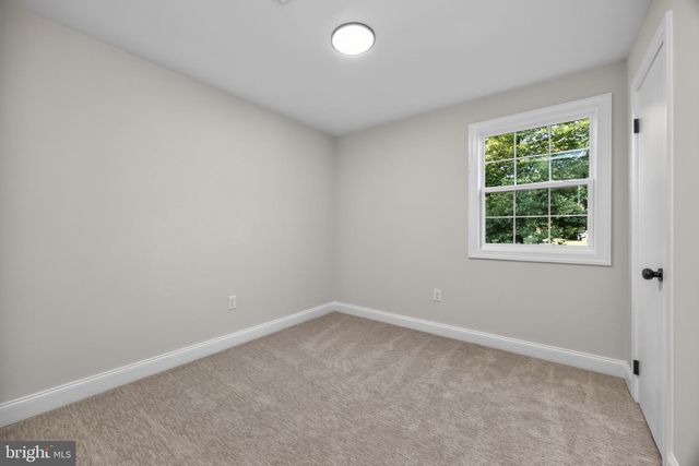 127 GOVERNORS CIR, Downingtown, PA 19335