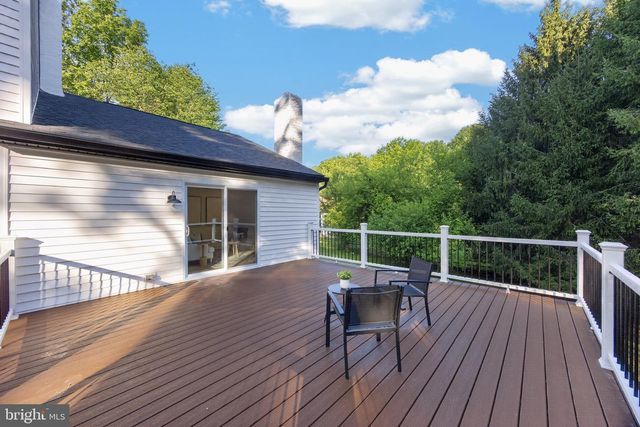 127 GOVERNORS CIR, Downingtown, PA 19335
