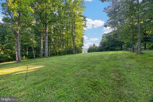 127 GOVERNORS CIR, Downingtown, PA 19335