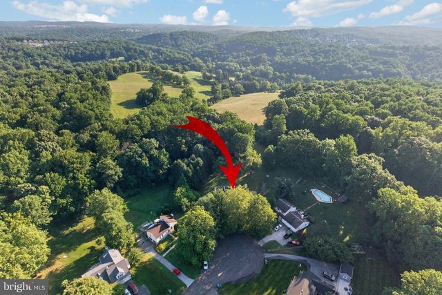 127 GOVERNORS CIR, Downingtown, PA 19335