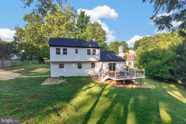 127 GOVERNORS CIR, Downingtown, PA 19335