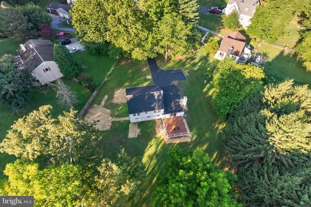 127 GOVERNORS CIR, Downingtown, PA 19335