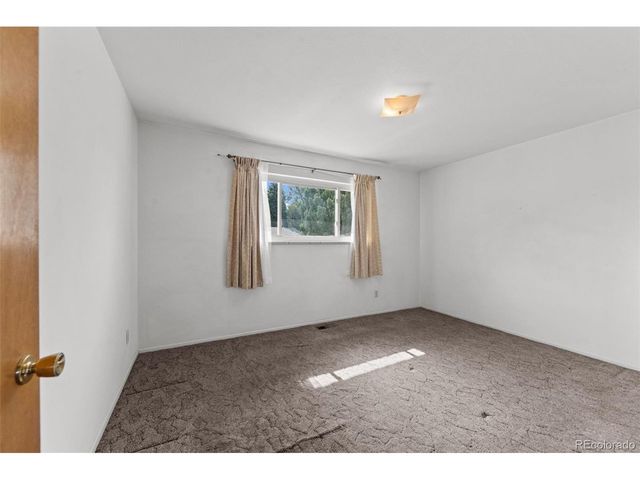 108 Ithaca St, Colorado Springs, CO 80911