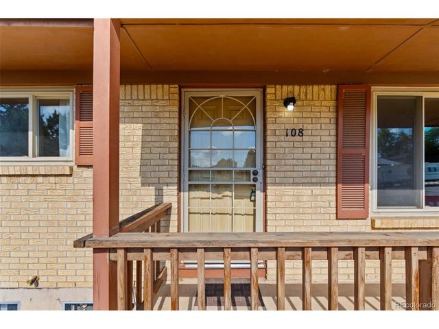 108 Ithaca St, Colorado Springs, CO 80911