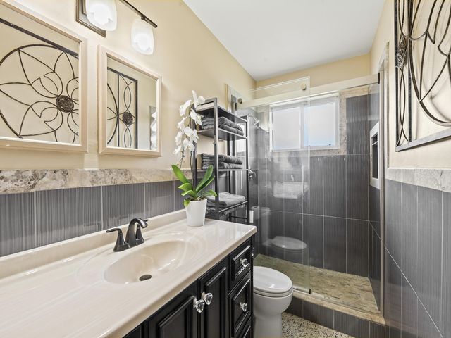 5960 SW 13th Street, Plantation, FL 33317