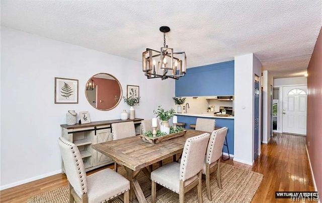 221 Braeshire Drive A, Ballwin, MO 63021