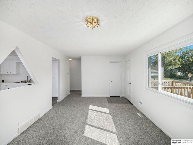 14704 Olive Street, Omaha, NE 68138