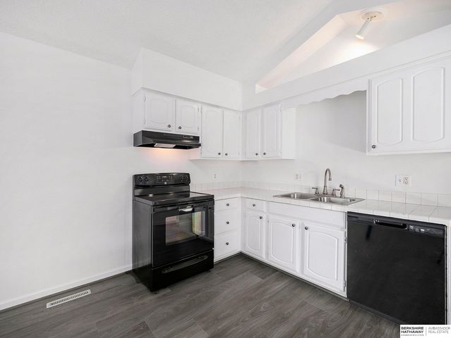 14704 Olive Street, Omaha, NE 68138