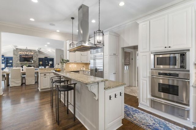 5290 London Drive, Atlanta, GA 30327