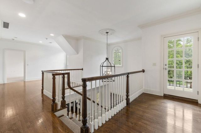5290 London Drive, Atlanta, GA 30327