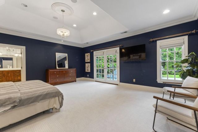 5290 London Drive, Atlanta, GA 30327