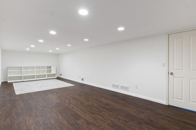 5290 London Drive, Atlanta, GA 30327