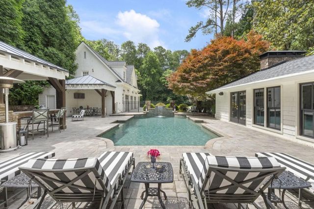 5290 London Drive, Atlanta, GA 30327