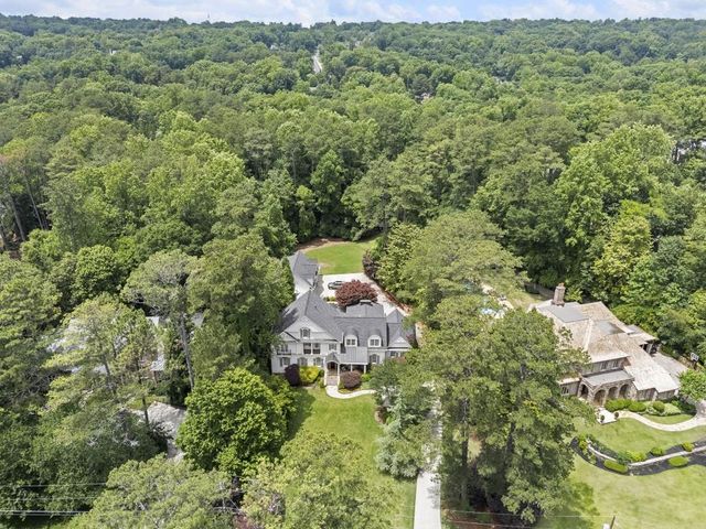 5290 London Drive, Atlanta, GA 30327