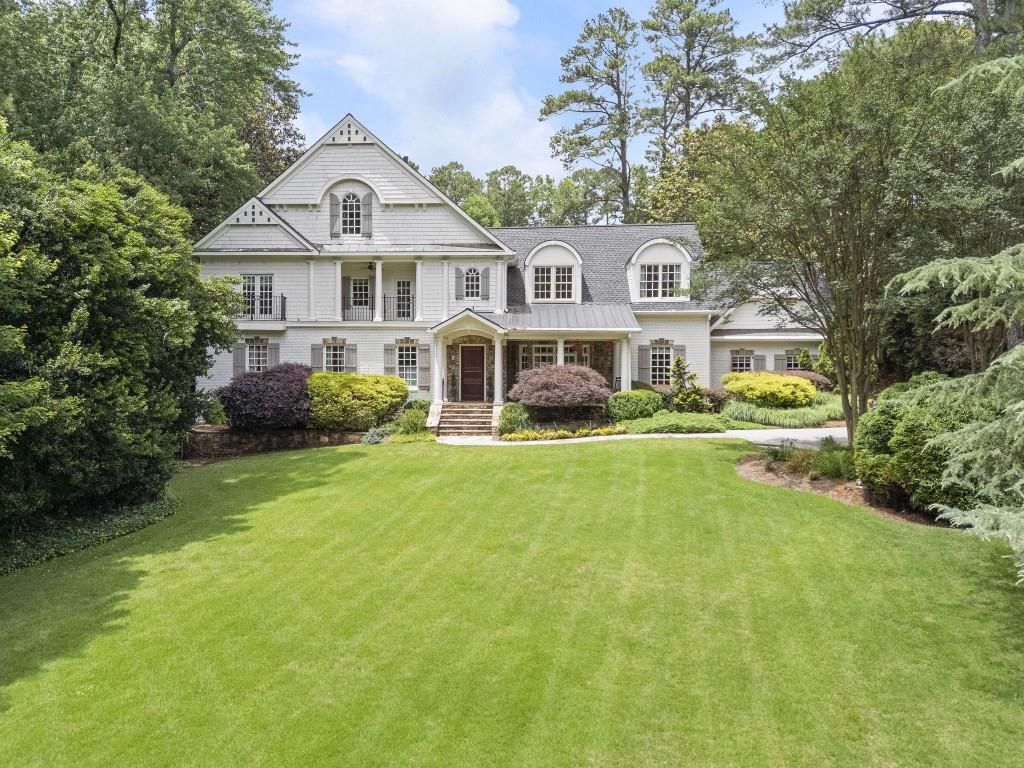 5290 London Drive, Atlanta, GA 30327