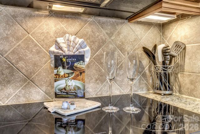 119 Bowling Park Road, Asheville, NC 28803