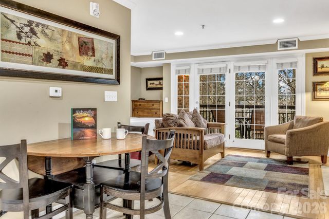 119 Bowling Park Road, Asheville, NC 28803