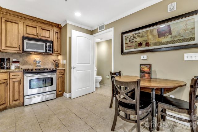 119 Bowling Park Road, Asheville, NC 28803