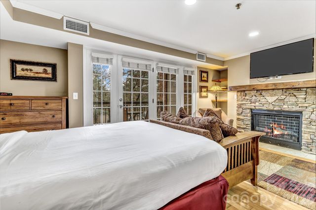 119 Bowling Park Road, Asheville, NC 28803