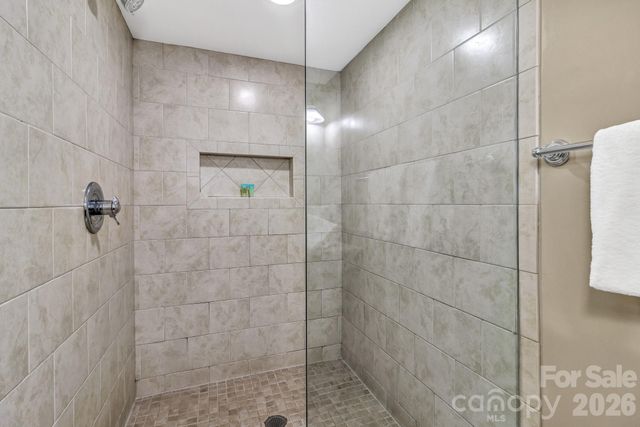 119 Bowling Park Road, Asheville, NC 28803