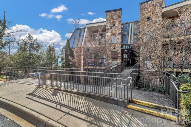 119 Bowling Park Road, Asheville, NC 28803